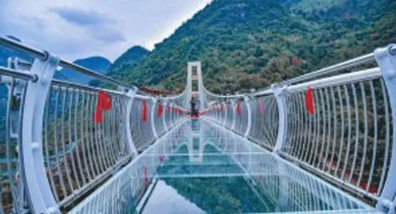 glass-bridge